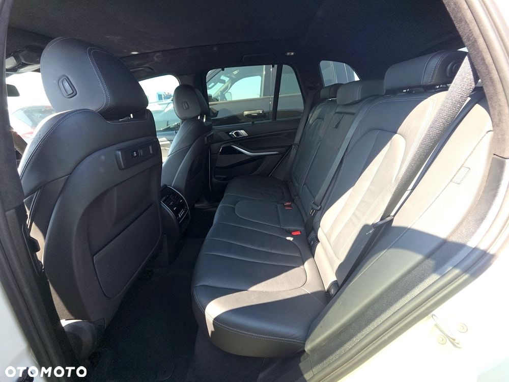 BMW X5 xDrive40i sport - 22