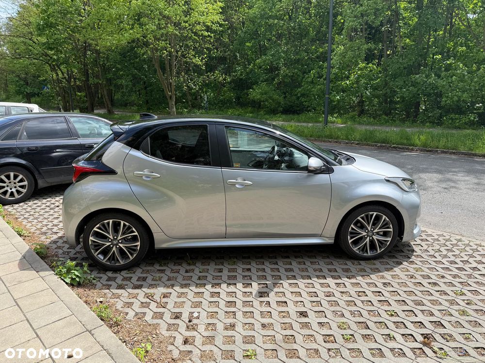 Toyota Yaris Hybrid 1.5 Executive - 5