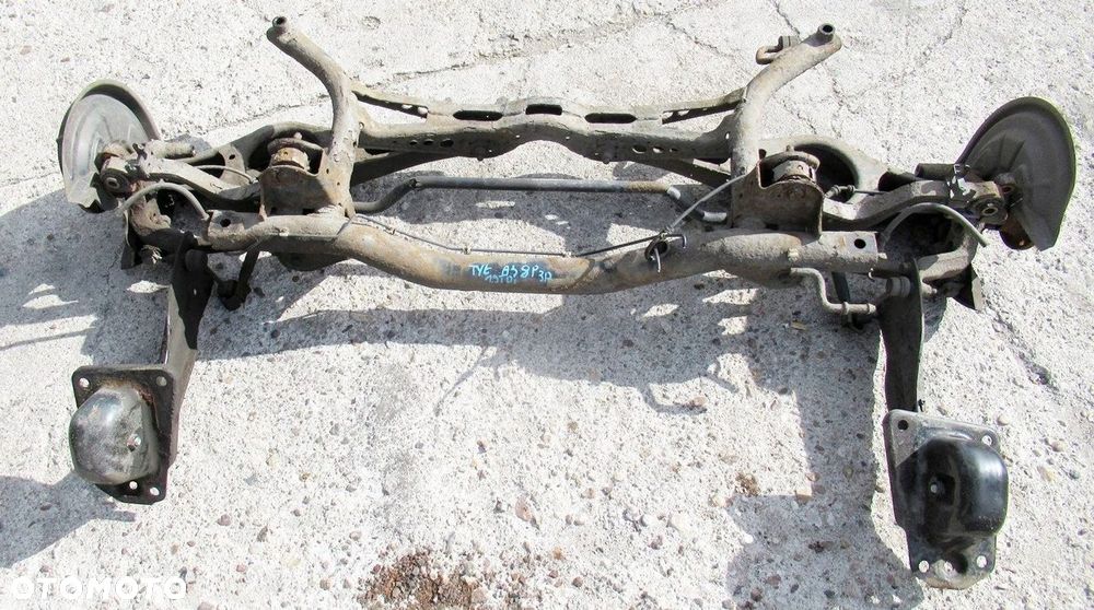 AUDI A3 8P 1.9 TDI 3D BELKA SANKI WÓZEK TYŁ - 1