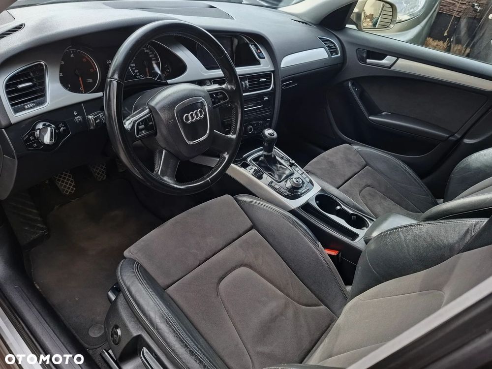 Audi A4 Avant 2.0 TDI - 20