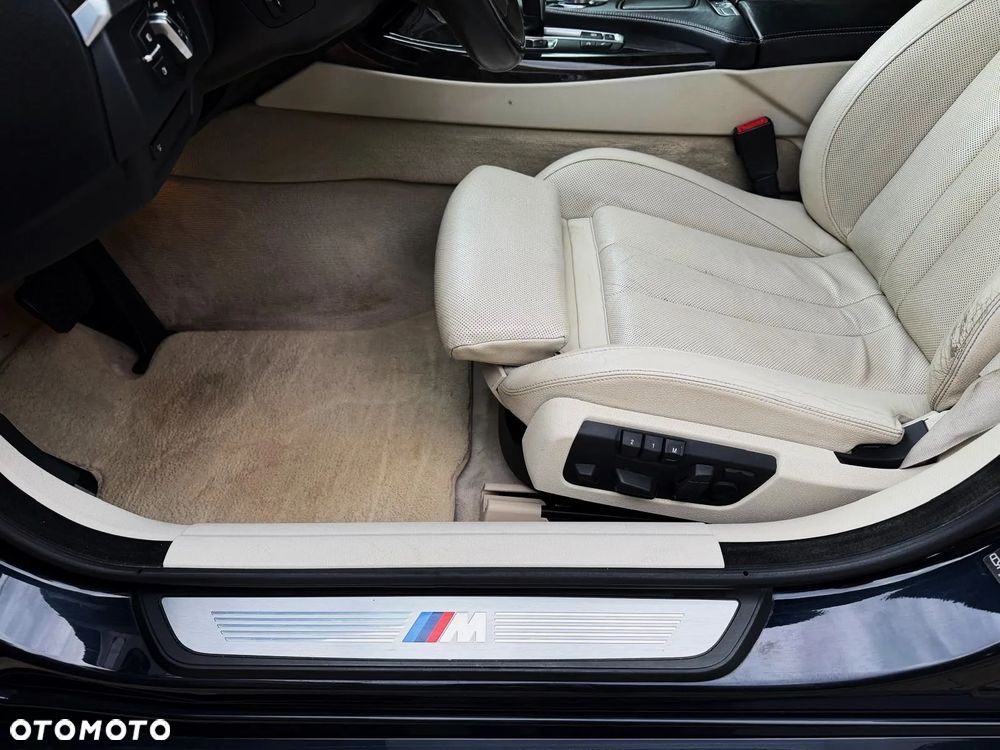 BMW Seria 6 650i xDrive - 28
