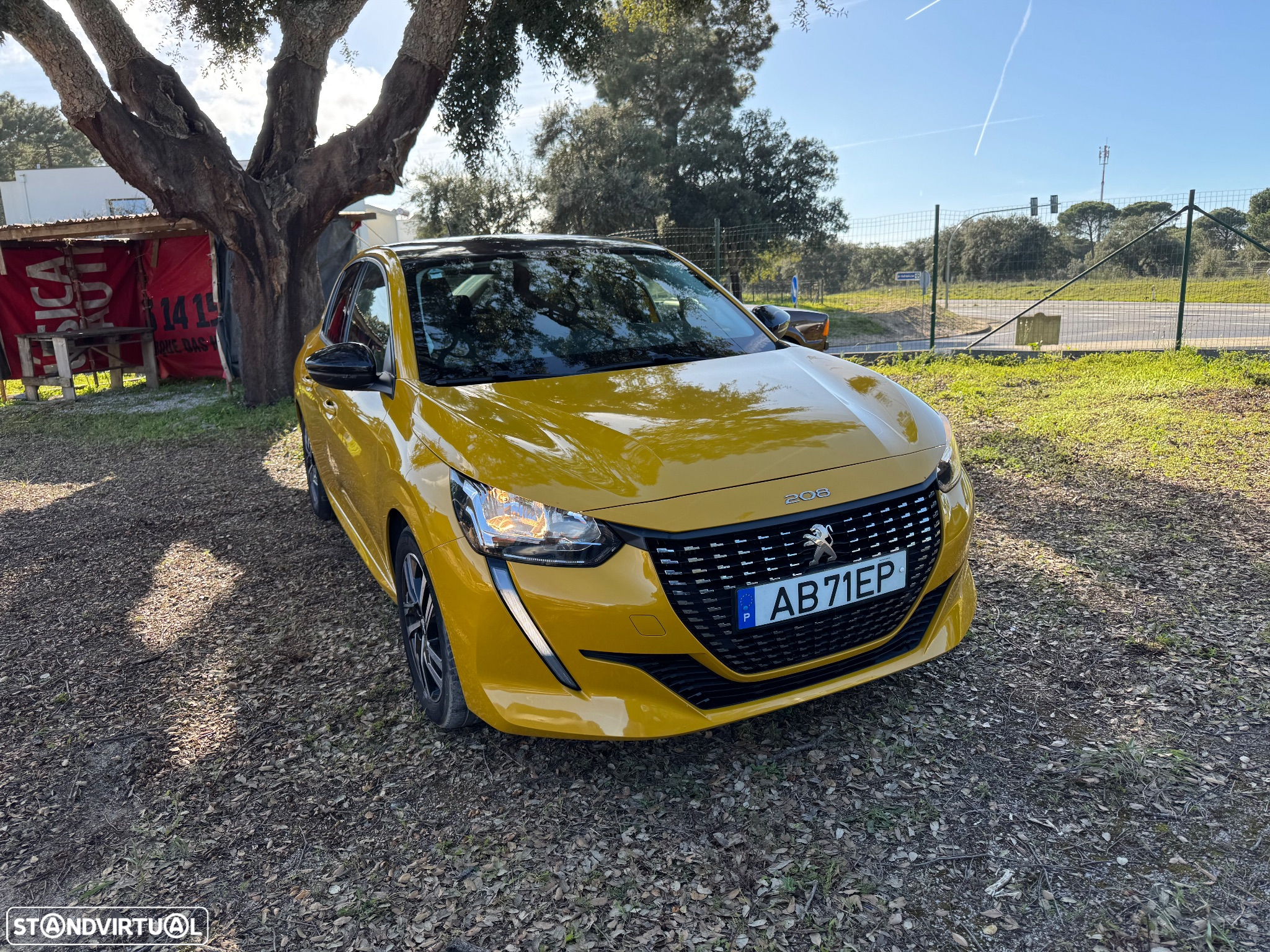 Peugeot 208 1.2 PureTech Allure - 12