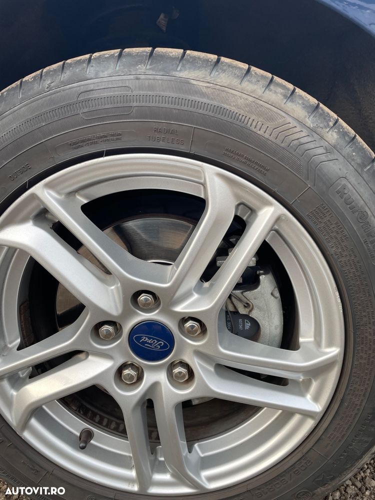 Ford Focus 1.0 EcoBoost Trend - 10