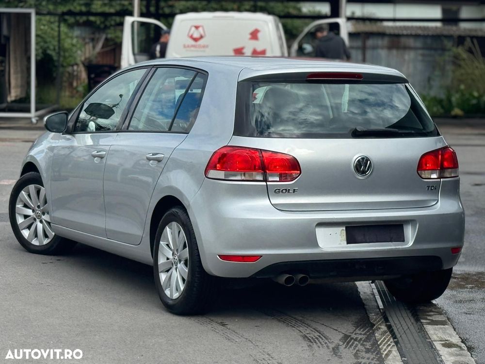 Volkswagen Golf 2.0 TDI Trendline - 2