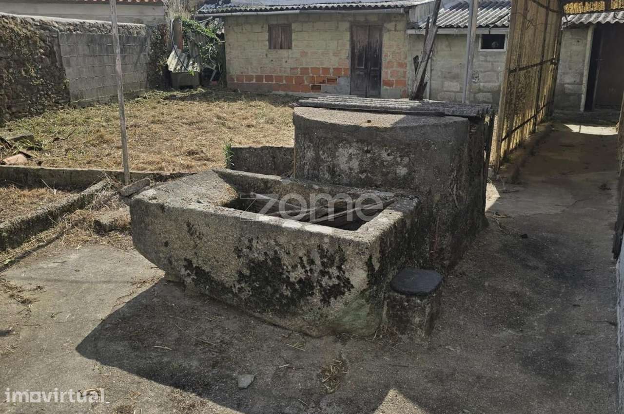 Moradia Térrea para restauro - Grande imagem: 4/4
