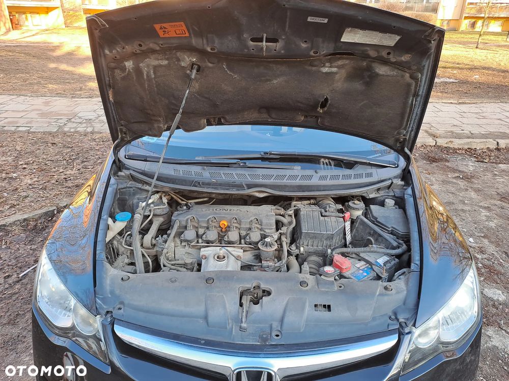 Honda Civic 1.8 Comfort - 16