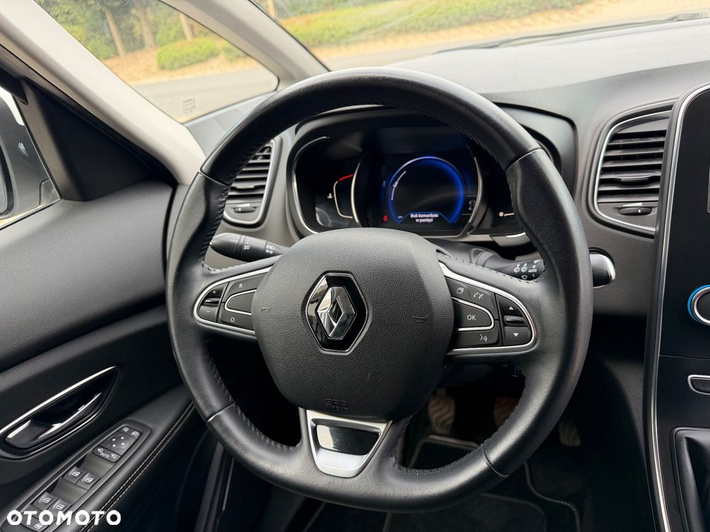 Renault Grand Scenic - 19