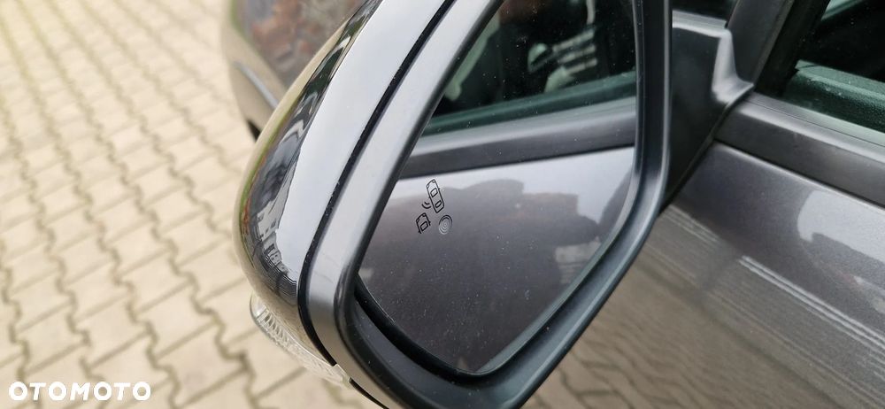 Citroën C3 1.2 PureTech Max EAT6 - 36