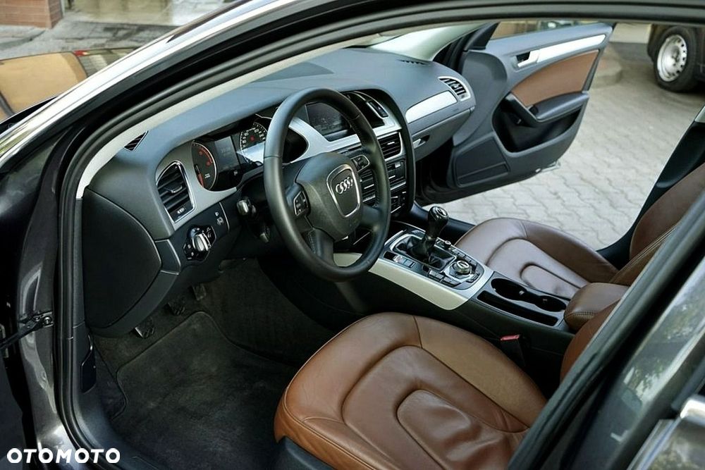 Audi A4 Avant - 11