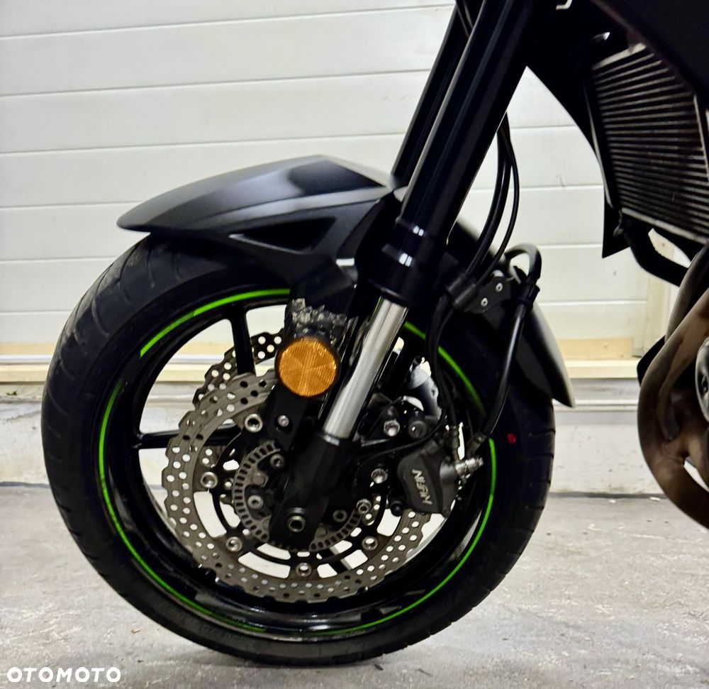 Kawasaki Versys 650 - 13
