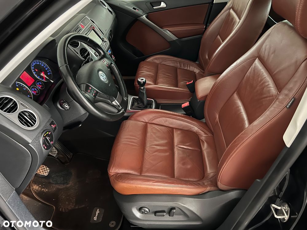 Volkswagen Tiguan 2.0 TDI DPF BlueMotion Technology Freestyle - 17