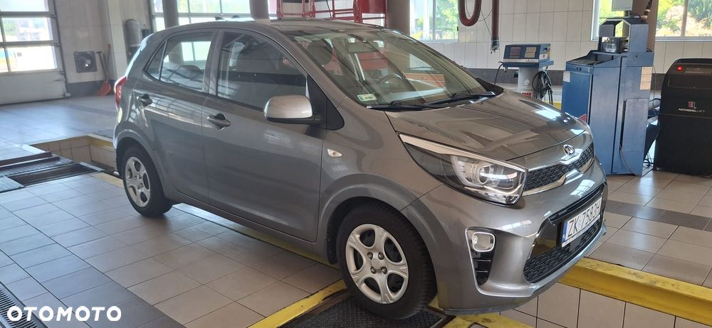 Kia Picanto 1.2 L - 6