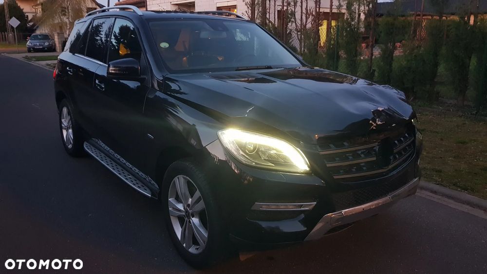 Mercedes-Benz ML 350 BlueTEC 4MATIC 7G-TRONIC - 40