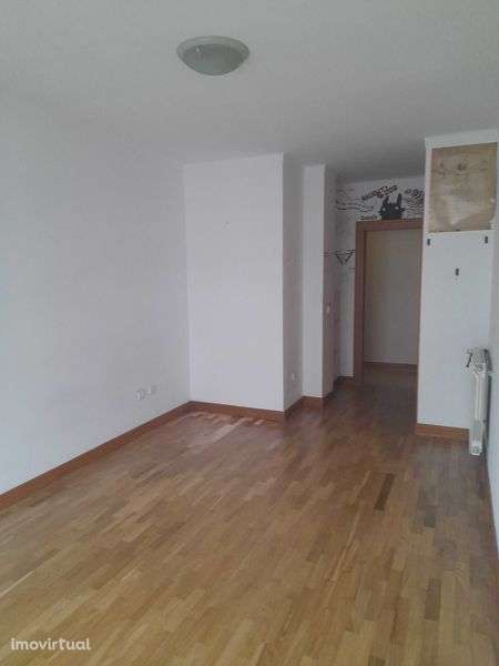 Apartamento T4 no centro - Grande imagem: 3/7