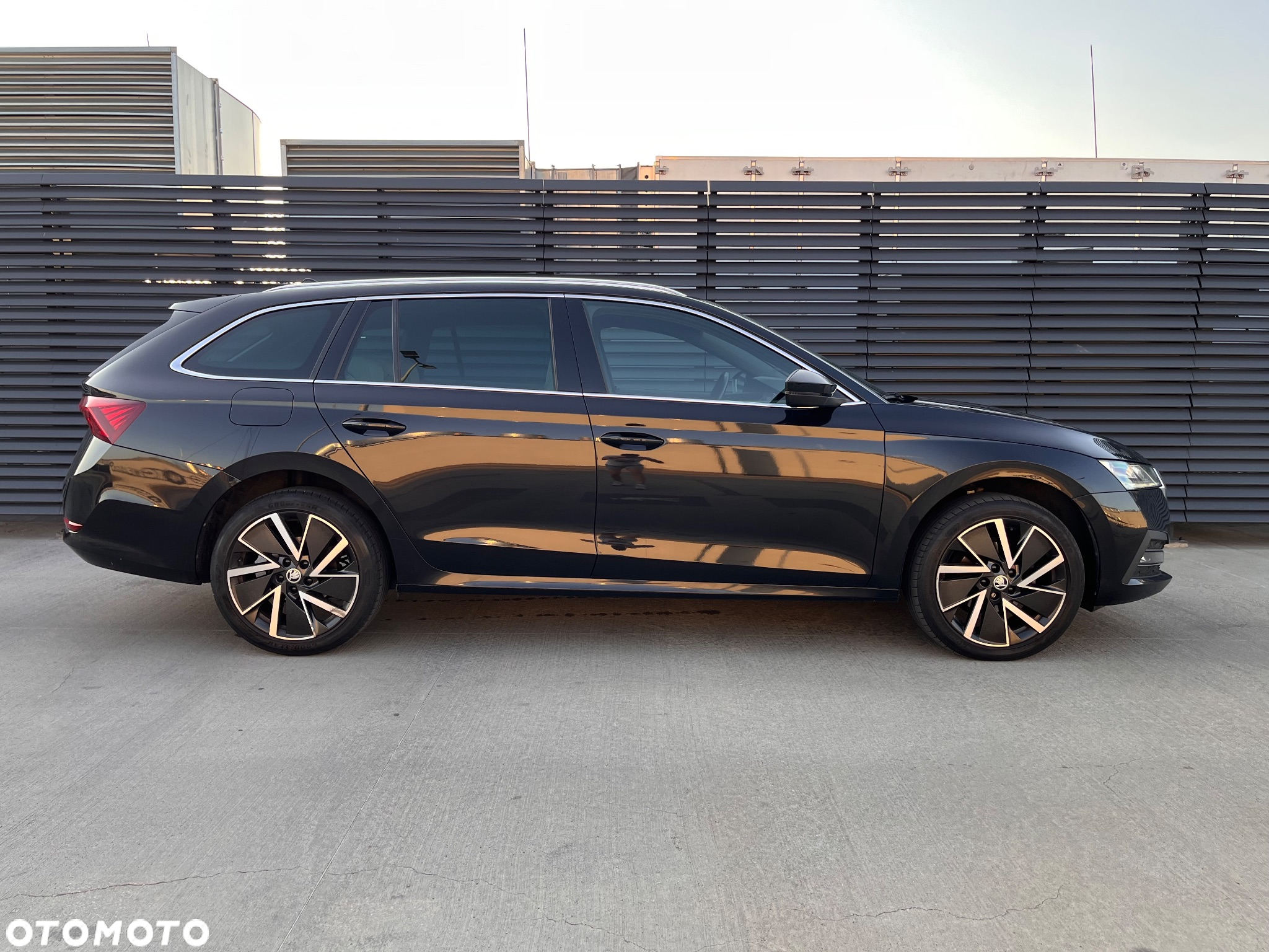 Skoda Octavia 2.0 TDI Style DSG - 10