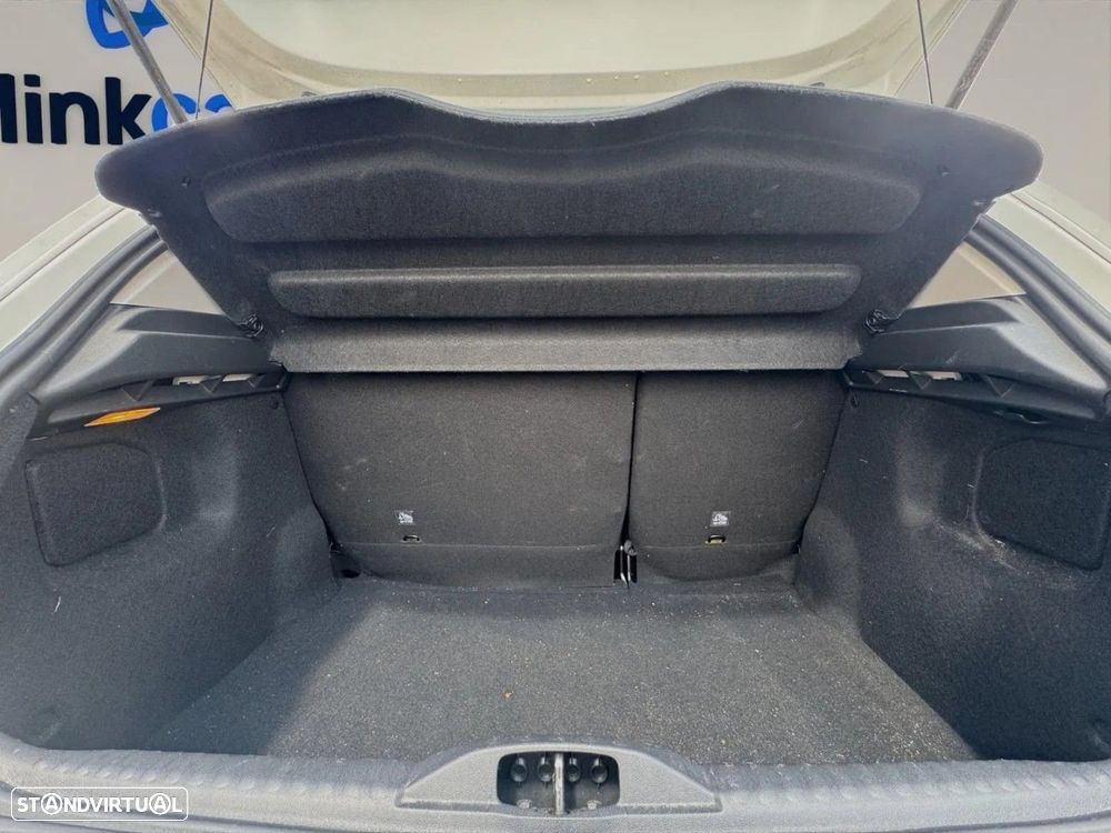 Citroën C3 1.2 PureTech Feel - 21