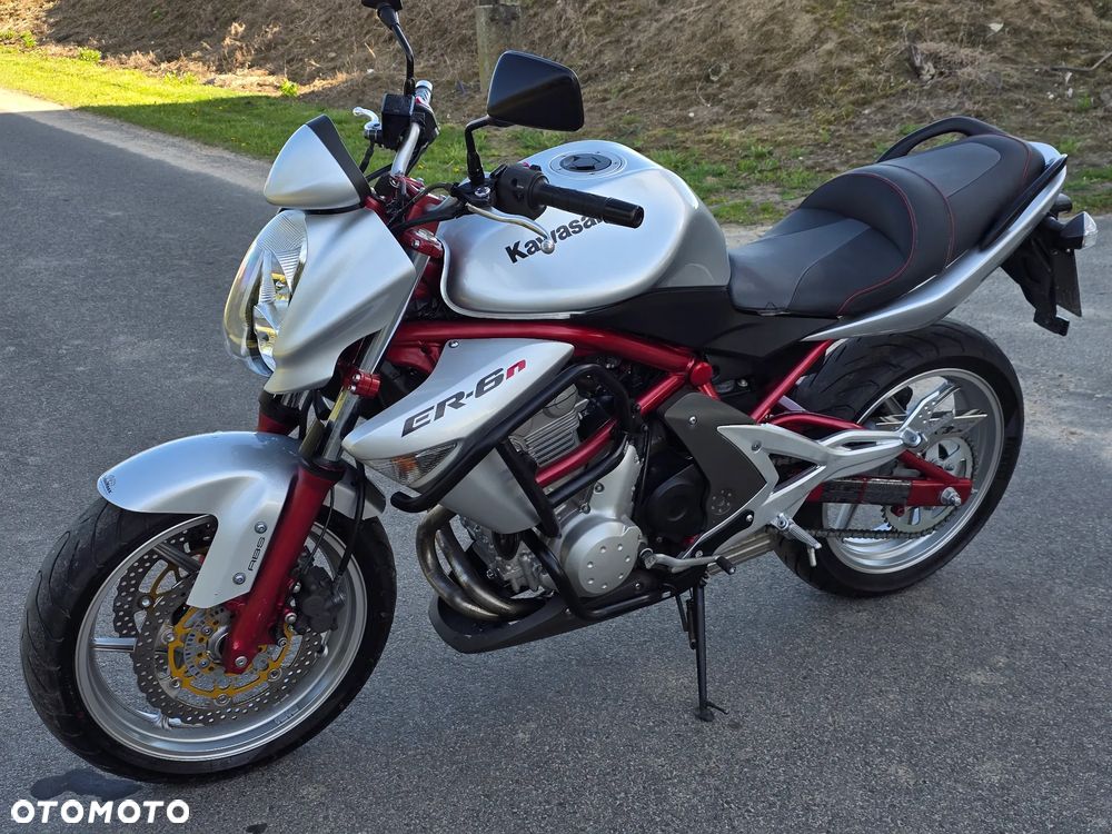 Kawasaki ER - 3