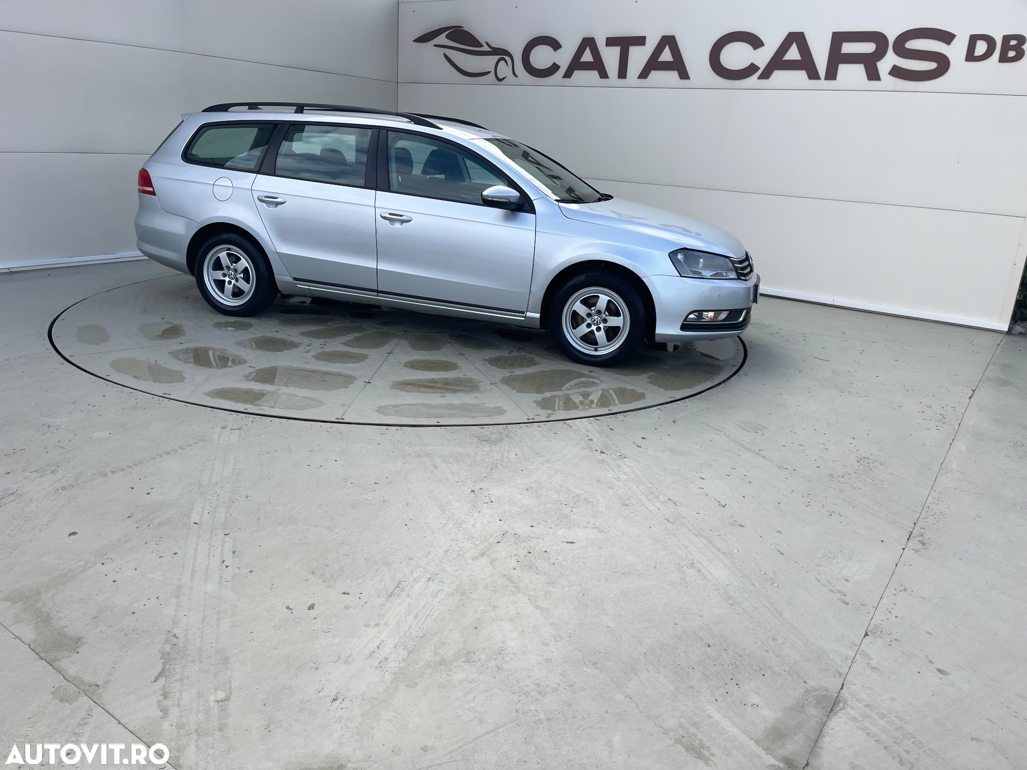 Volkswagen Passat 2.0 TDI BlueMotion Tehnology DSG Trendline - 21