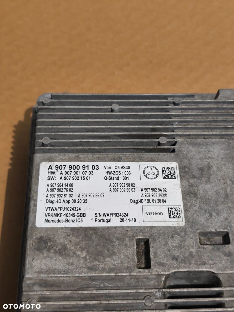 Radio a9079009103 Mercedes Sprinter w907 - 5