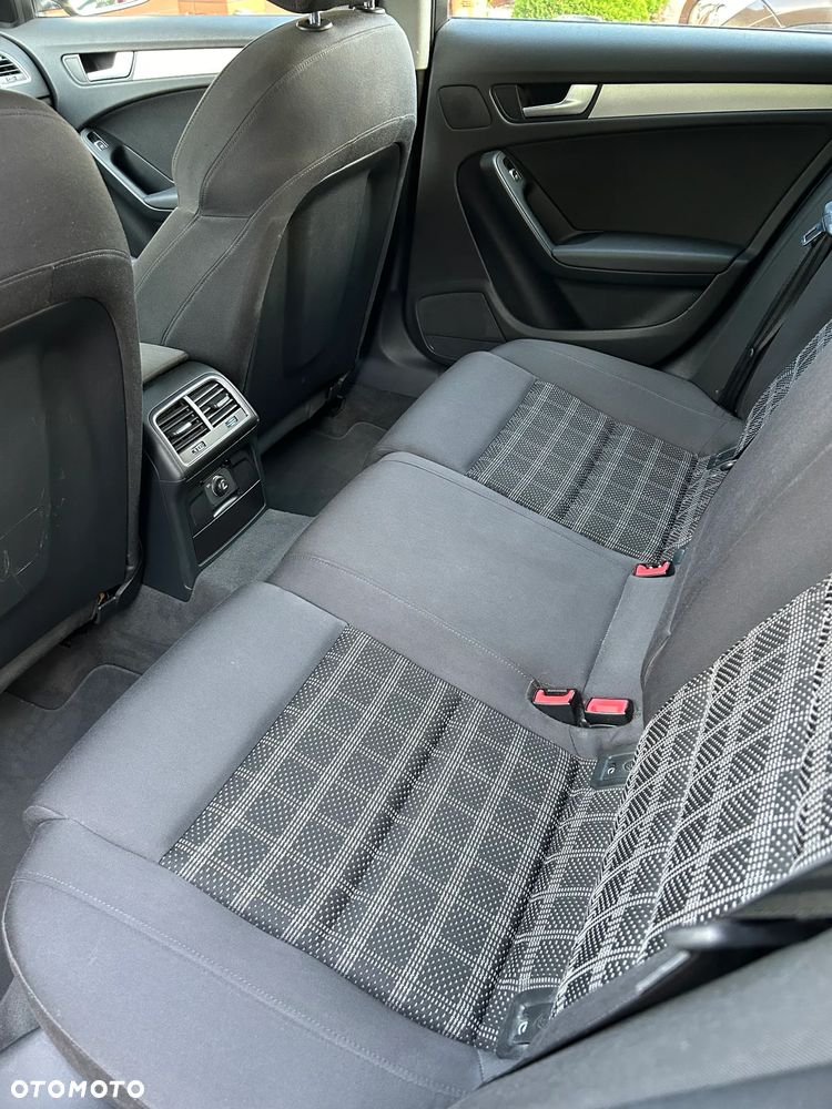 Audi A4 Avant 2.0 TDI Multitronic - 11
