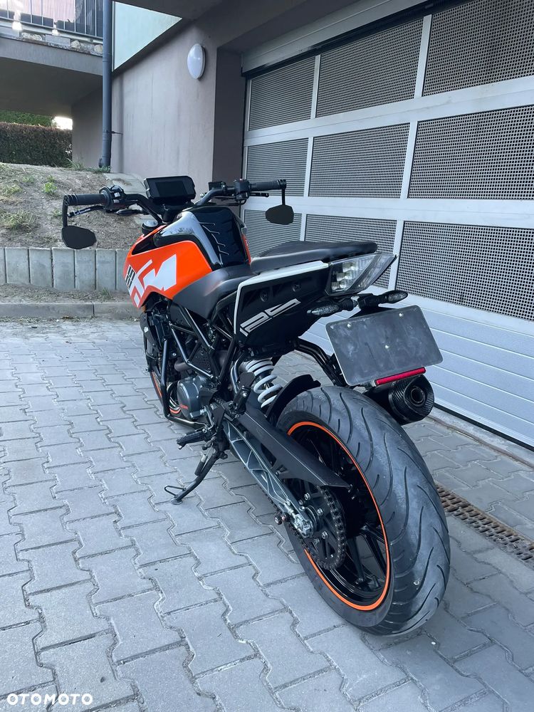 KTM Duke - 11