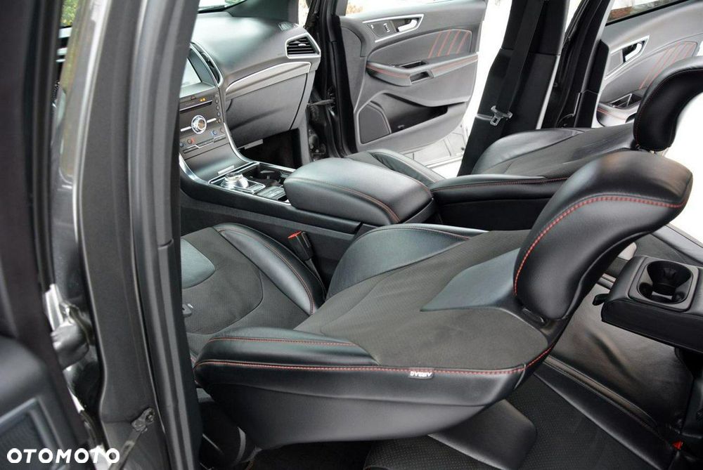 Ford Edge 2.0 EcoBlue Bi-Turbo 4x4 ST-LINE - 24