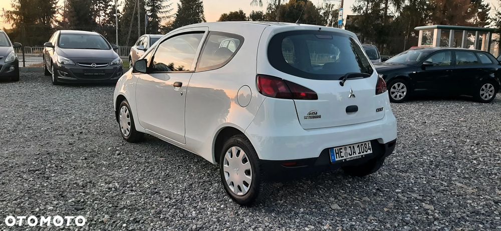 Mitsubishi Colt - 23