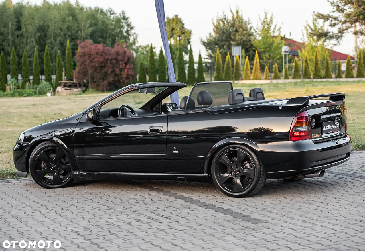 Opel Astra II 2.2 Sport - 8