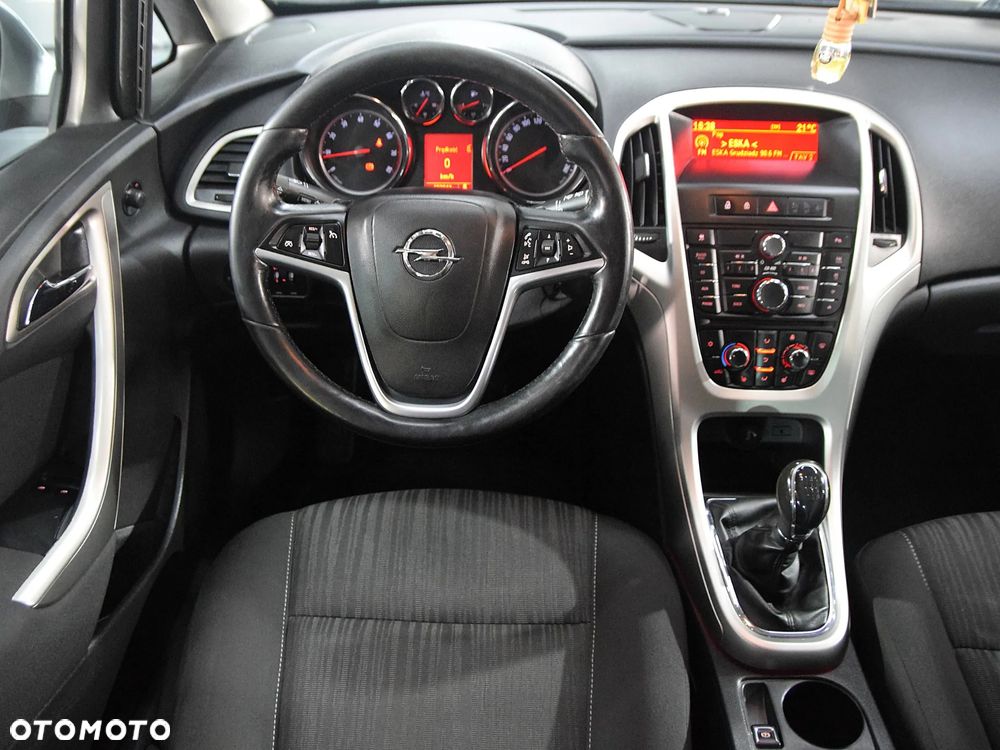 Opel Astra 1.4 Turbo - 17