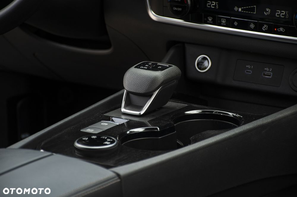 Nissan Rogue - 33