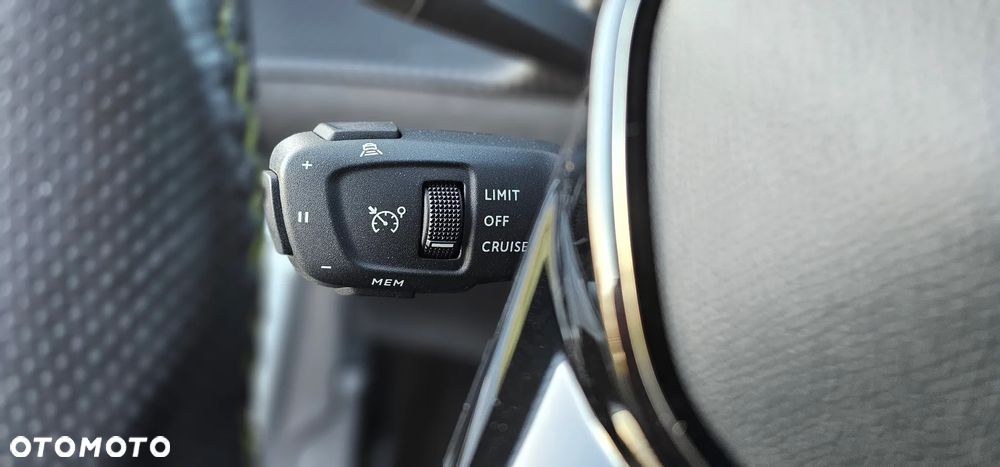 Peugeot 208 Elektromotor 136 GT - 24