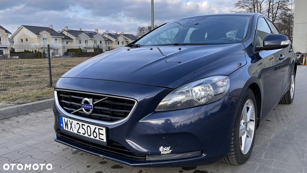 Volvo V40 D2 Base - 1