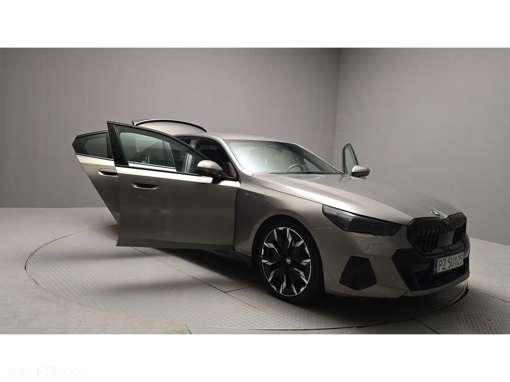 BMW Seria 5 - 14