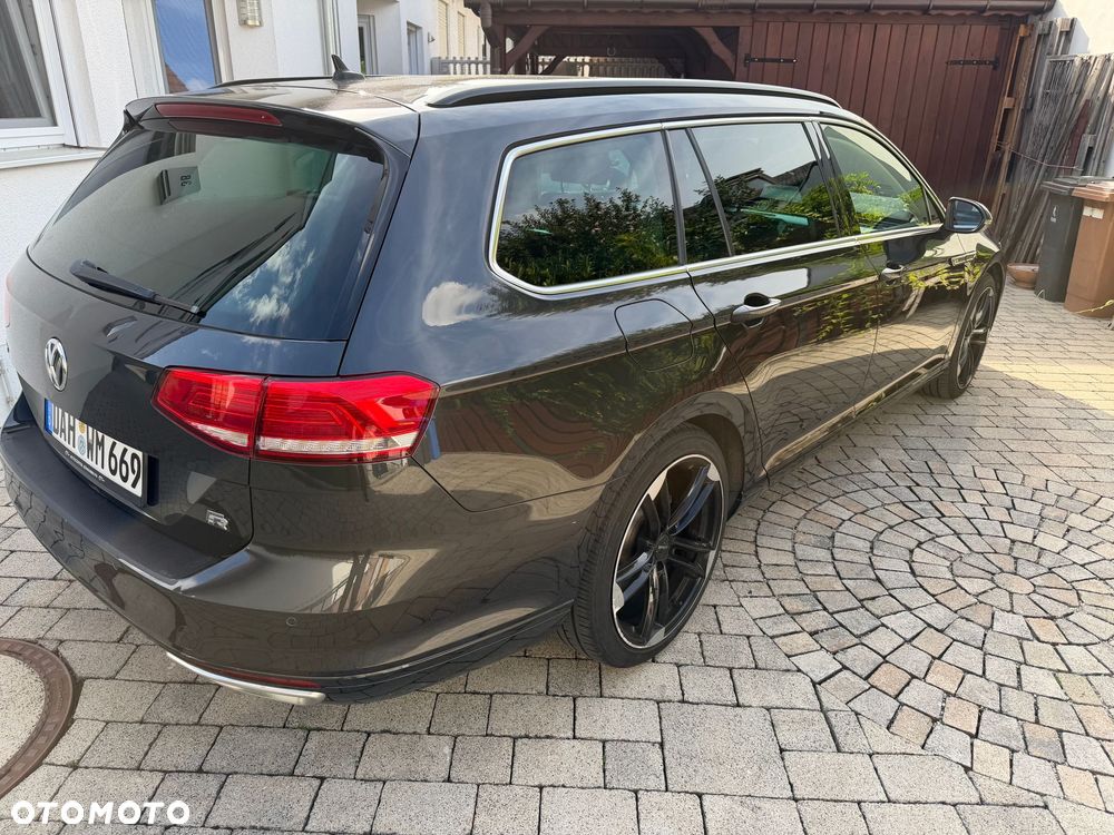 Volkswagen Passat 2.0 TDI (BlueMotion Technology) Highline - 8