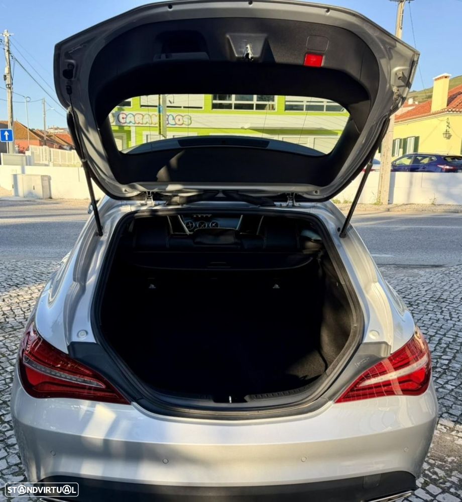 Mercedes-Benz CLA 180 - 4