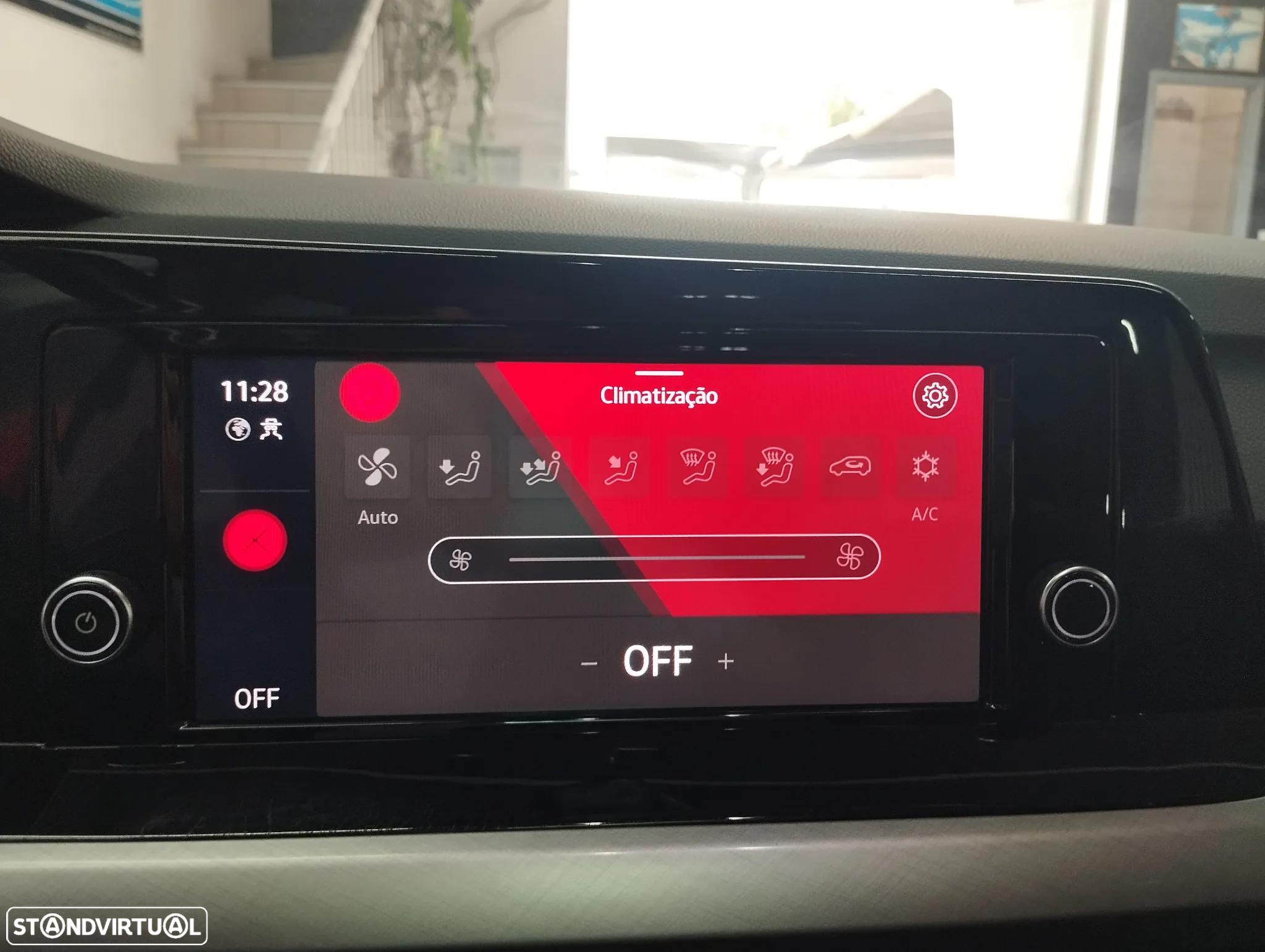 VW Golf 1.0 TSI Life - 23