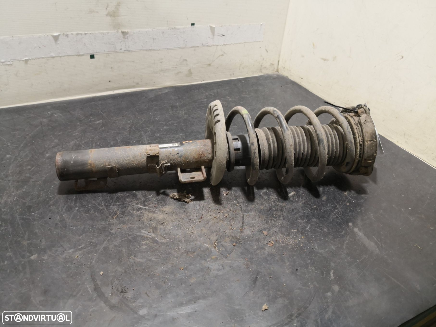 Amortecedor Frente Esq Volkswagen Polo (9N_) - 2