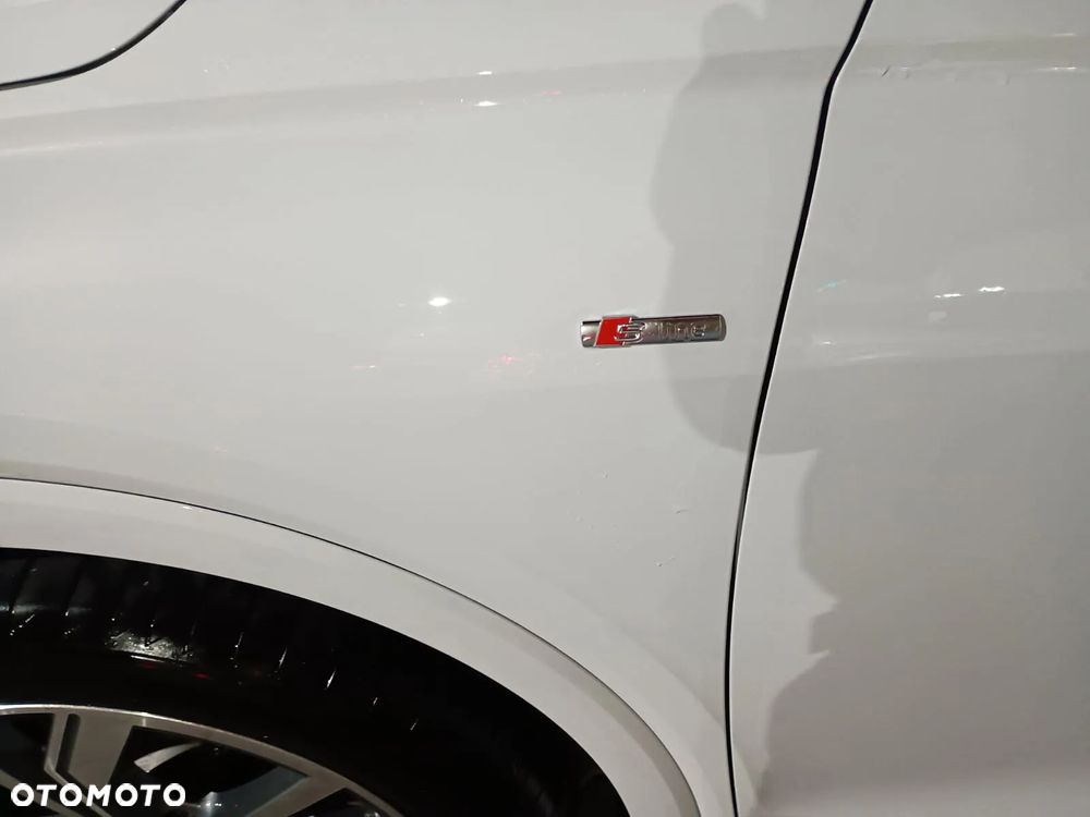 Audi Q4 Sportback e-tron - 9