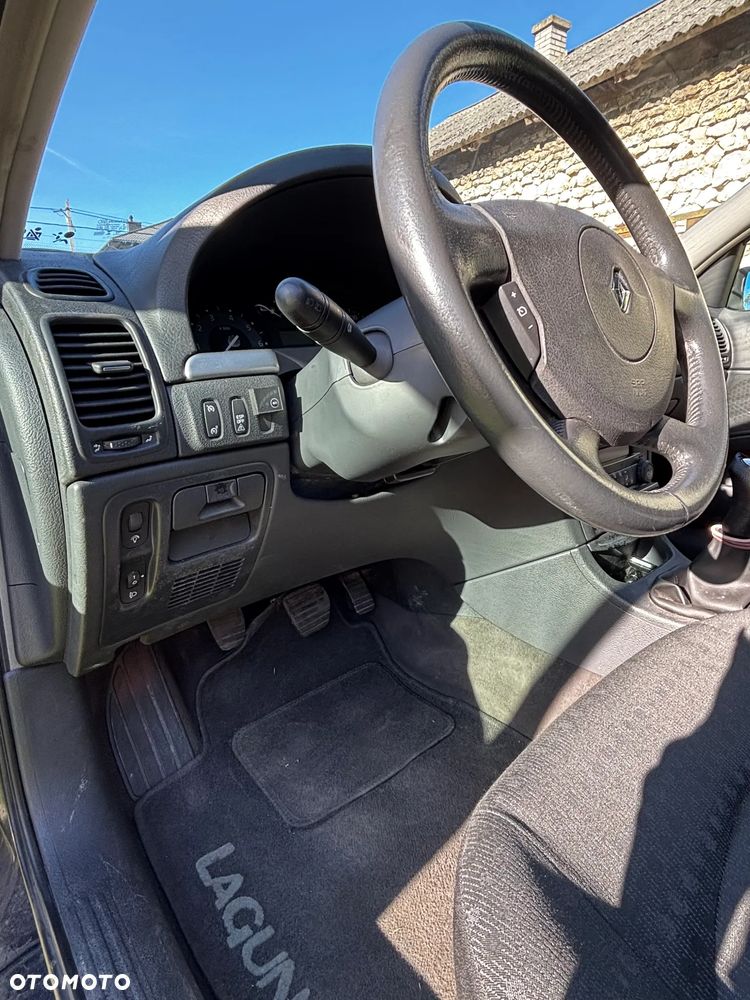 Renault Laguna 1.6 16V Expression - 16