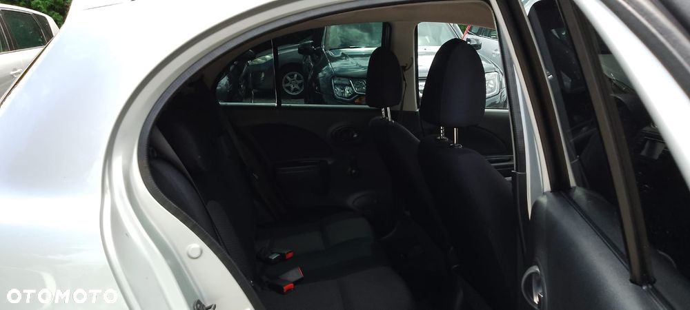 Nissan Micra 1.2 Bild der Frau - 22