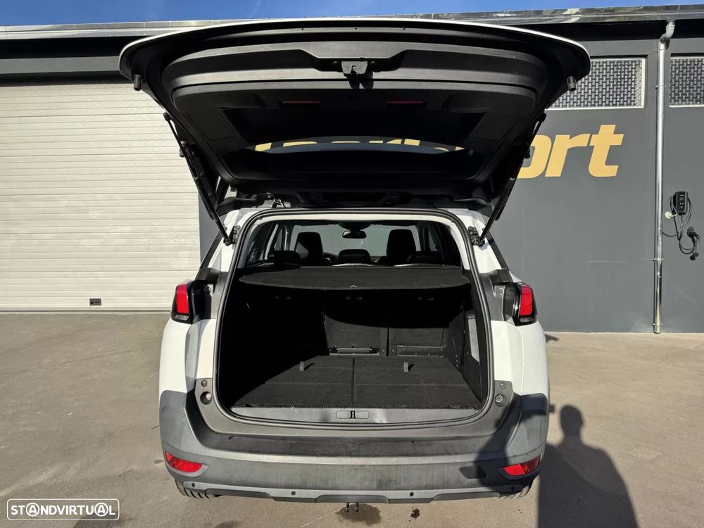 Peugeot 5008 1.2 PureTech Allure - 21