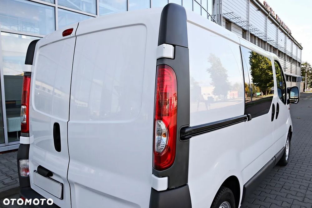 Opel VIVARO - 21