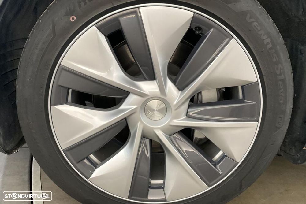 Tesla Model Y Long Range Tração Integral - 13