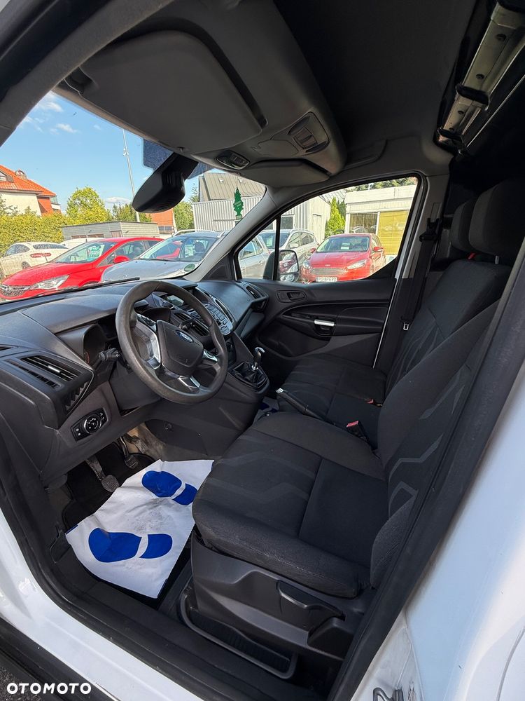 Ford Transit Connect - 18
