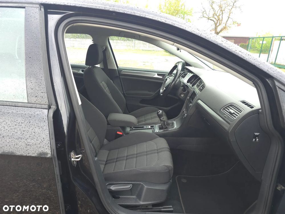 Volkswagen Golf 1.2 TSI BMT Trendline - 16