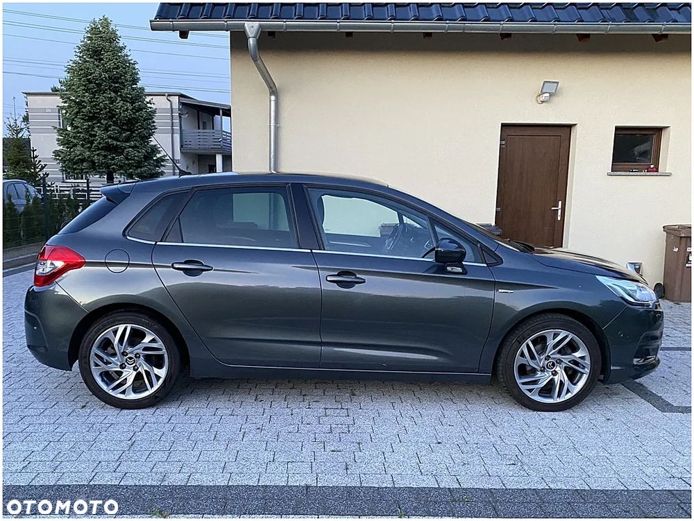 Citroën C4 1.6 HDi Exclusive - 18