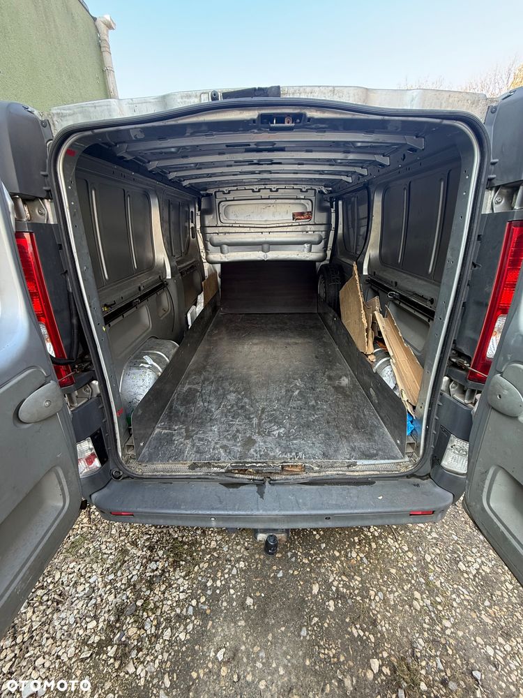 Opel VIVARO - 14