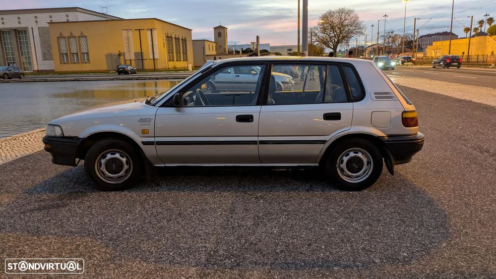 Toyota Corolla LB. 1.3 Cristal Line - 10