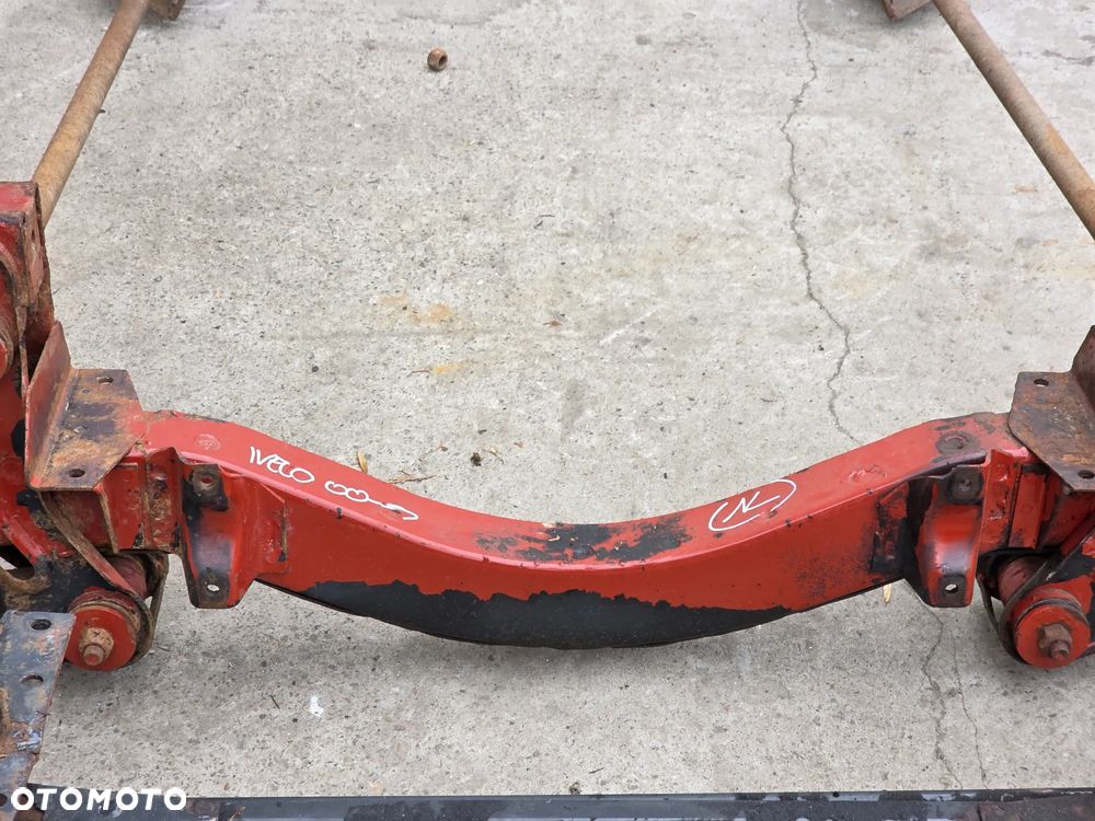 IVECO DAILY 06-14 BLIŹNIAK KOŁYSKA SANKI WÓZEK ZAWIESZENIE PRZOD TRAWERS 1L - 4