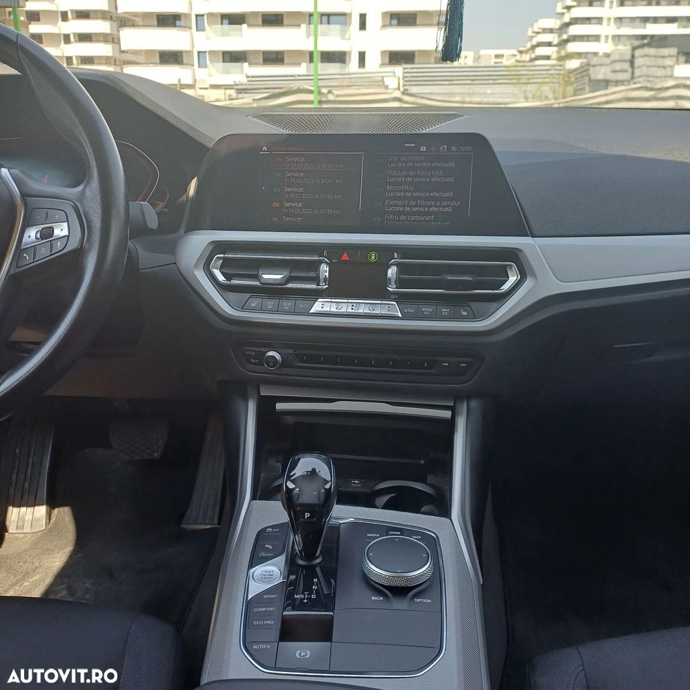 BMW Seria 3 320d xDrive AT - 27